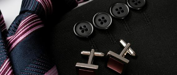 企業如何樹立良好的形象?西服定制必不可少!